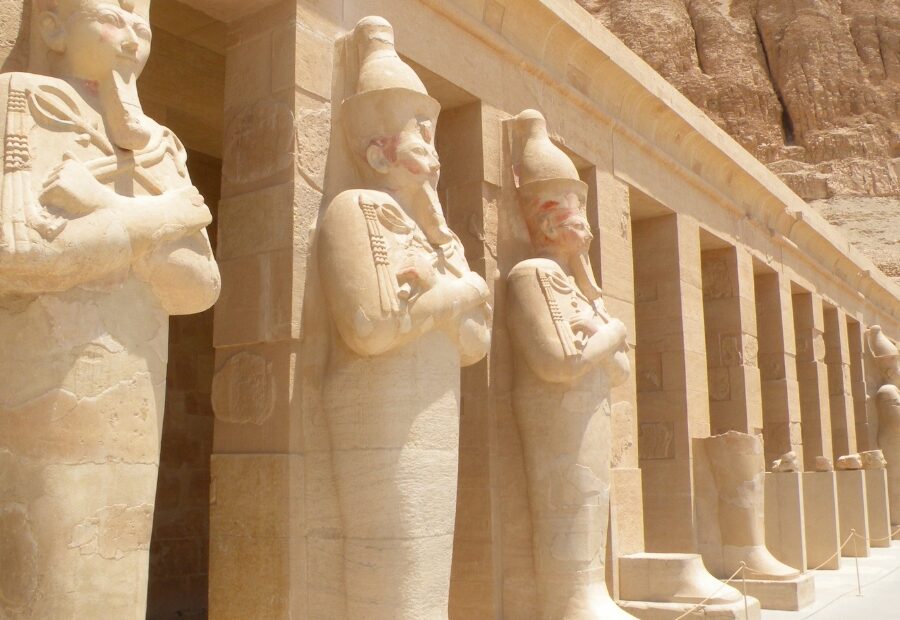 Visit Luxor With 123 Taxi & Tours Hurghada. See Hatshepsut Temple, Vally Of The Kings, Karnak Temple. Plus Private Luxor Transfers