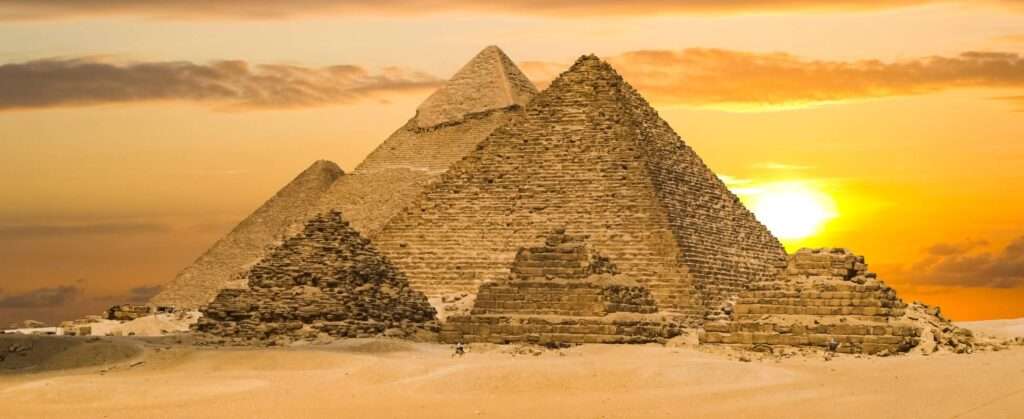 Day Tours To Cairo From Al Ahyaa, Hurghada. Private Day Trip And Group Bus Tours To Pyramids And Museum With Entry Fee, Guide, Lunch. Also transport only option